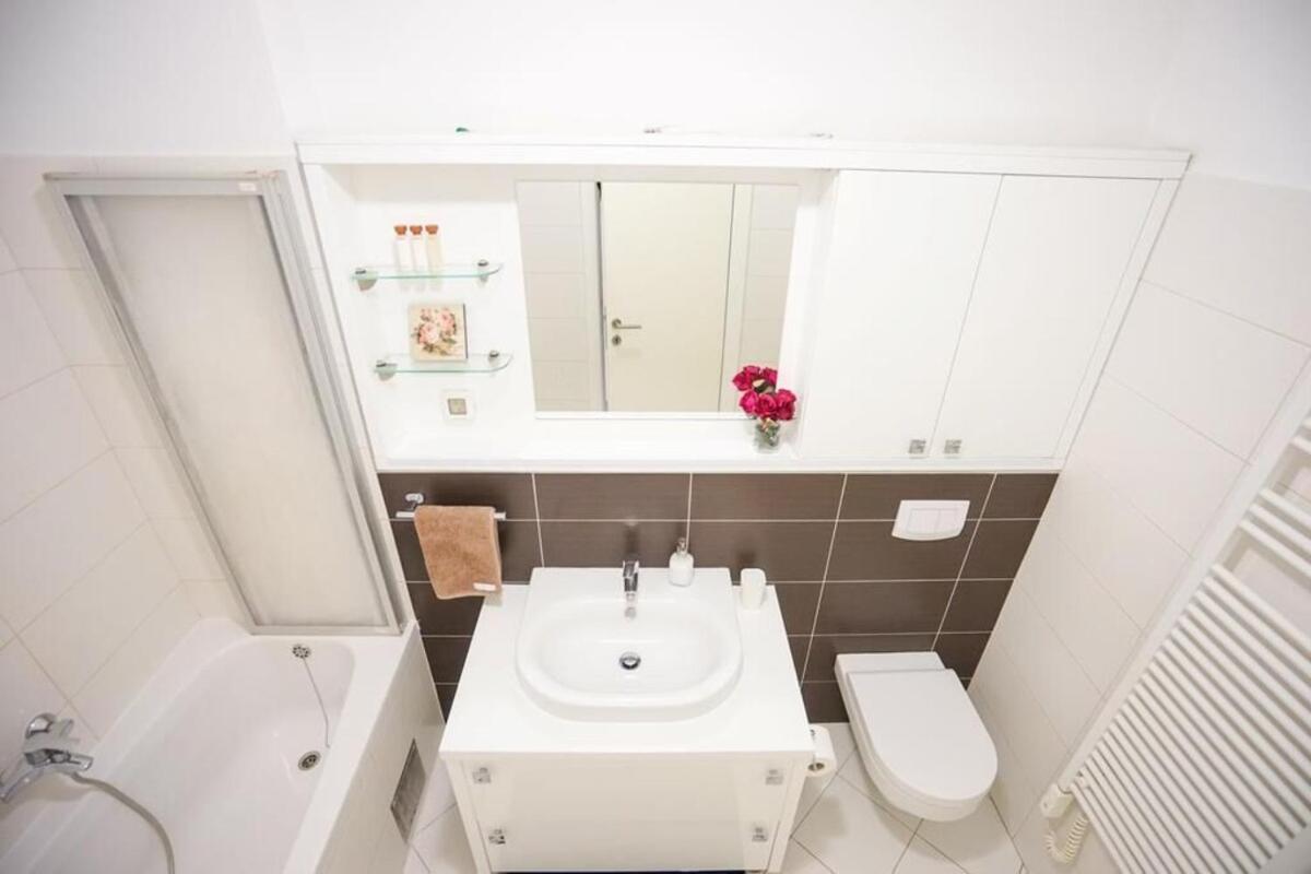 Apartment Zara White エクステリア 写真